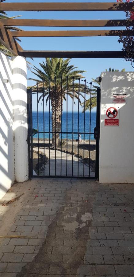 Playa Roca Bungalows Costa Teguise Exteriér fotografie