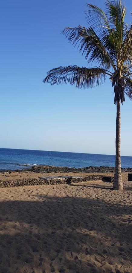 Playa Roca Bungalows Costa Teguise Exteriér fotografie