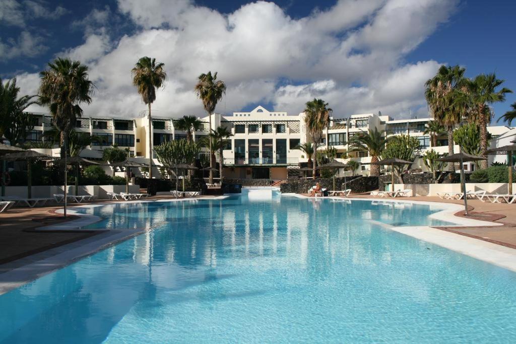 Playa Roca Bungalows Costa Teguise Exteriér fotografie